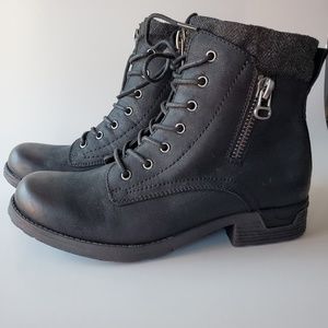 White mountain boots